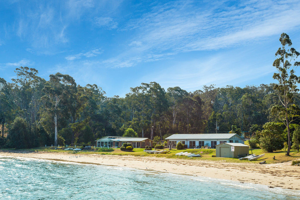 Quarantine Bay Beach Cottages 에덴 외부 사진